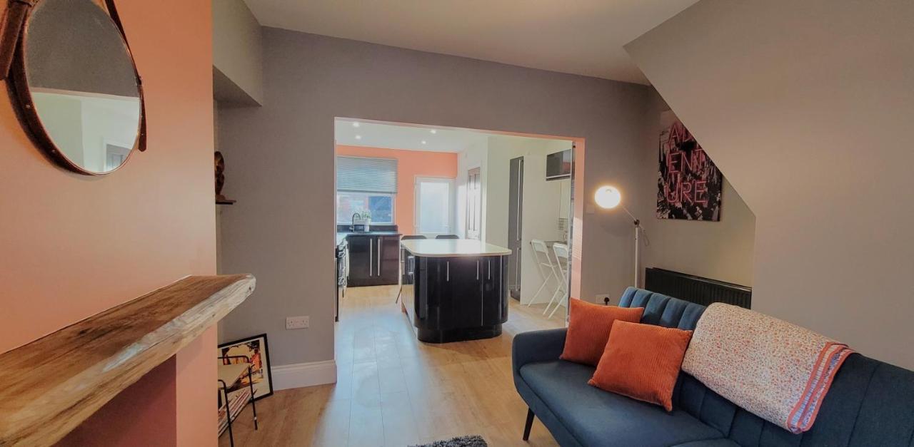 Sutherland St - 2 Bed Home With Free Parking York Ngoại thất bức ảnh